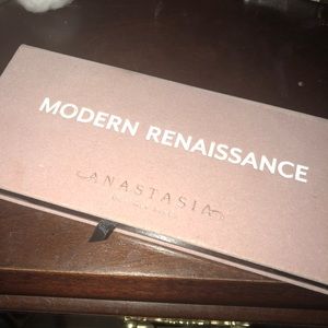 ABH Modern Renaissance eyeshadow palette